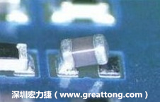 墓碑：Tombstone，又稱「立碑」