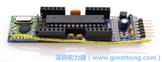 JeeLabs的尚?克勞德?威普樂（Jean-Claude Wippler）以RBBB為基礎(chǔ)設(shè)計(jì)出JeeNode，JeeNode使用不同的排針并加裝了SPI無線端口以提供無線傳輸使用。 使用EAGLE