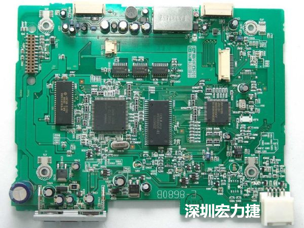 大面積PCB若電子元器件數(shù)量多、重量較重，板材強(qiáng)度不夠時(shí)容易產(chǎn)生PCB中央部凹陷問(wèn)題。