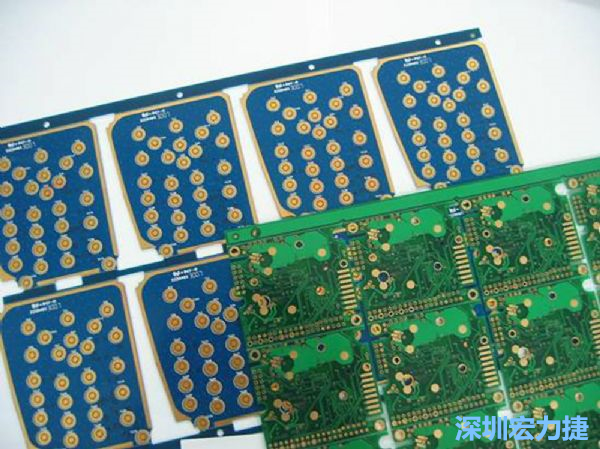 PBC與HDI等硬質(zhì)載板因應(yīng)不同構(gòu)型的結(jié)構(gòu)組裝需求，能做的彈性設(shè)計(jì)有限，必須搭配FPC軟板進(jìn)行整合設(shè)計(jì)。